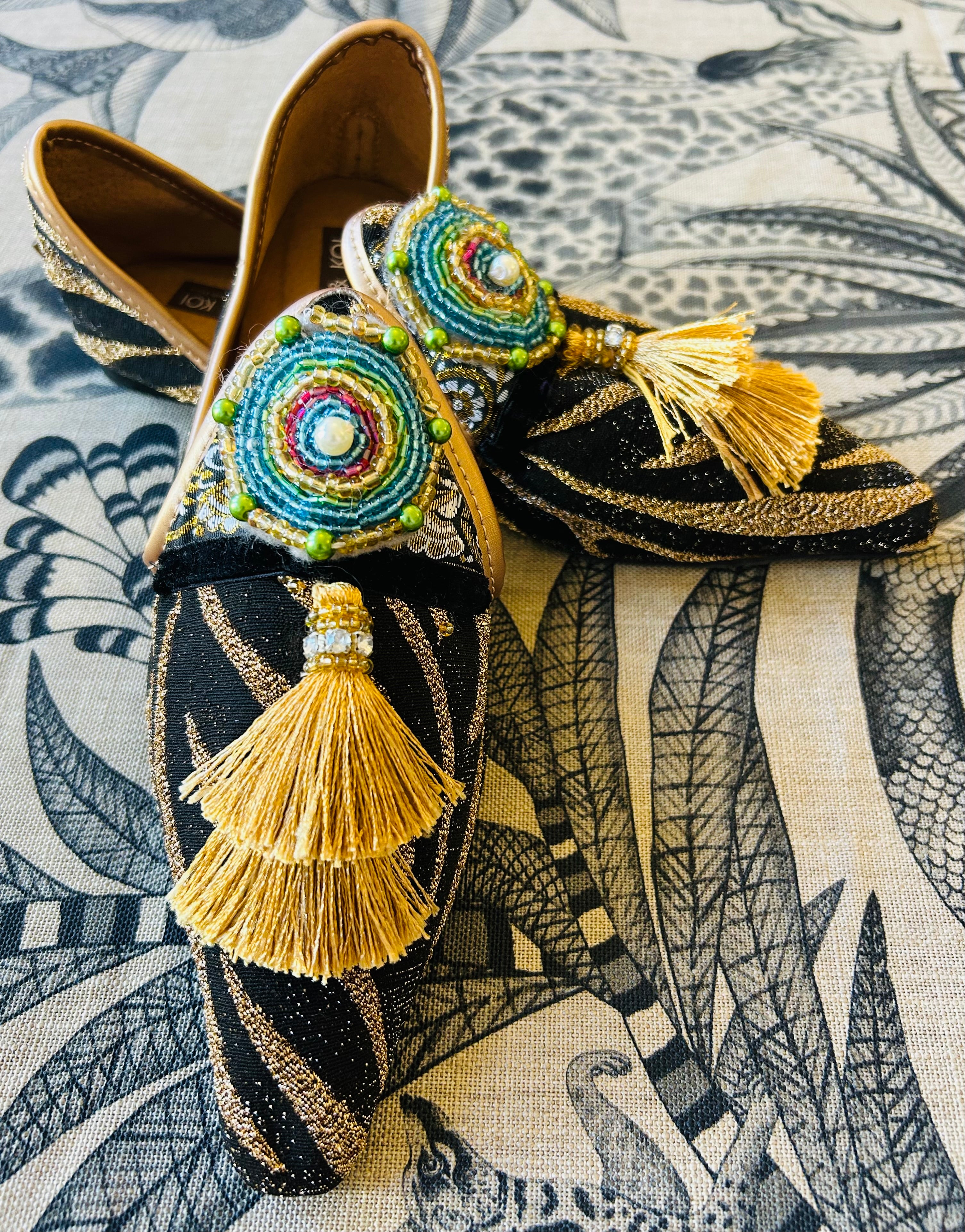 Gold Zebra gold tassel